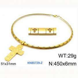 European and American fashion stainless steel cross pattern gold necklace hanging cross pendant