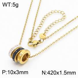 Multi layered circular pendant stainless steel necklace