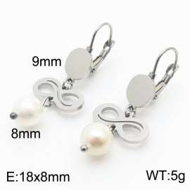 European and American fashion stainless steel creative hollowed out 8-shaped connection pearl pendant temperament silver earrings