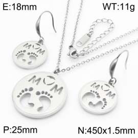 Fine Polished MOM English Letter Pendant Necklace Stainless Steel Fashion Bracelet Mother's Day Set